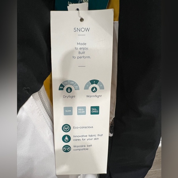 SOLD - Roxy snow jacket - Picture 8 of 11